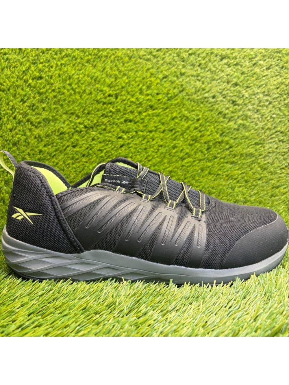 Reebok Astroride SD-10 SR Mens Size 13 Black Gray Steel Toe Safety Work Shoes